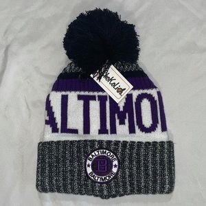 ChokoLids Landmark Patch Pom Beanie Hat Baltimore Football SP300 Ravens Colors